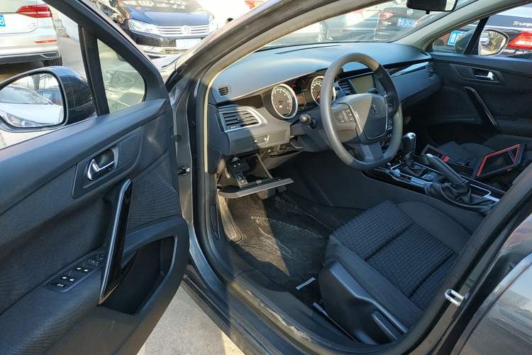Used Peugeot 508 2012 2.0L Automatic Classic Edition Driver Seat