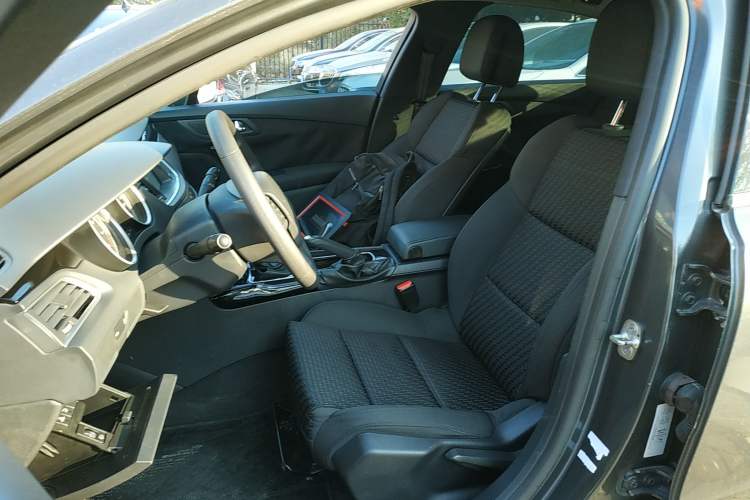Used Peugeot 508 2012 2.0L Automatic Classic Edition Left Front Seat