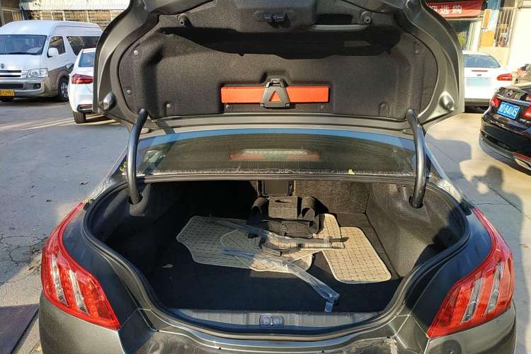 Used Peugeot 508 2012 2.0L Automatic Classic Edition Trunk