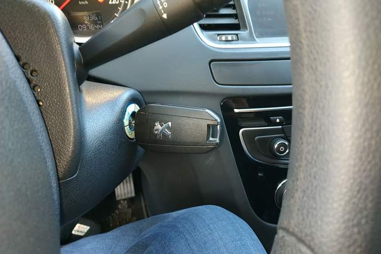 Used Peugeot 508 2012 2.0L Automatic Classic Edition Vehicle Key
