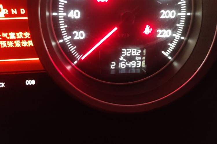 Used Peugeot 508 2012 2.0L Automatic Luxury Edition Odometer Close Up