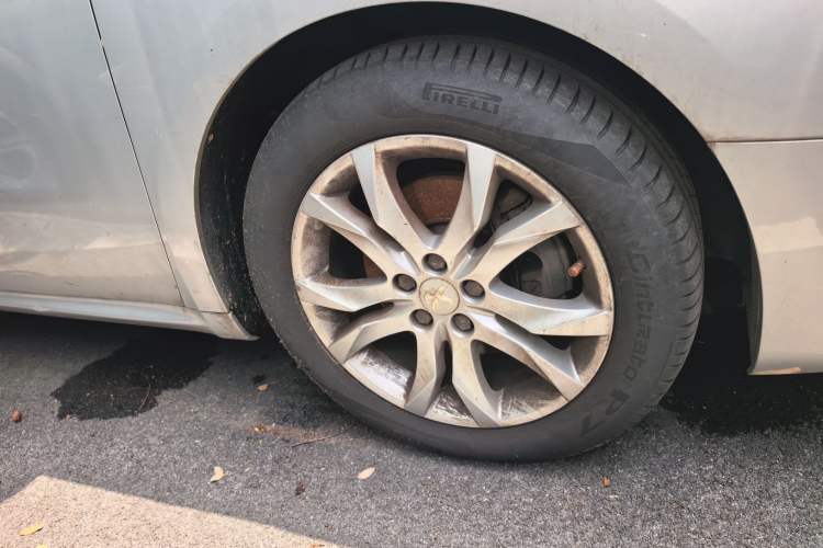Used Peugeot 508 2012 2.0L Automatic Luxury Edition Right Front Wheel Hub