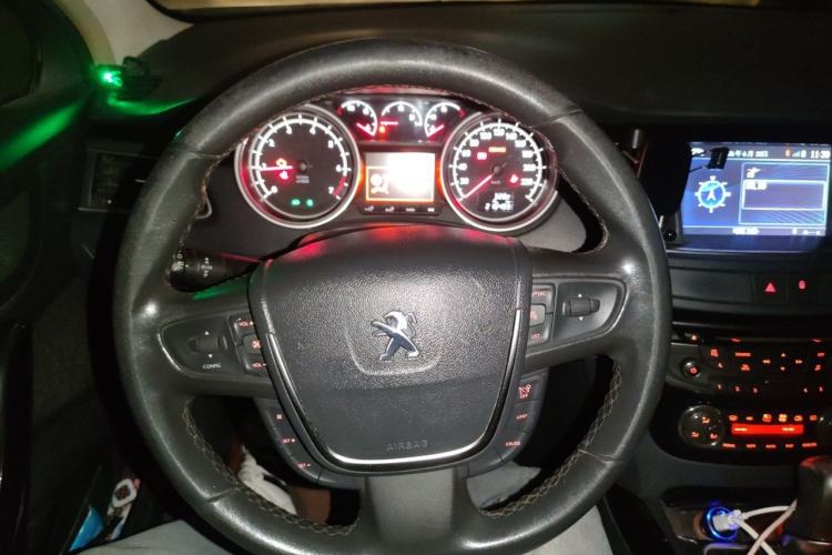 Used Peugeot 508 2012 2.0L Automatic Luxury Edition Steering Wheel