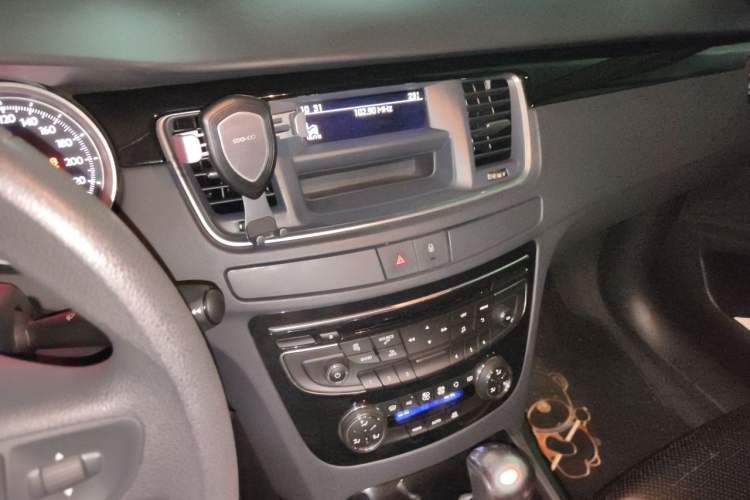 Used Peugeot 508 2012 2.0L Automatic Sunroof Classic Edition Audio And AC Panel