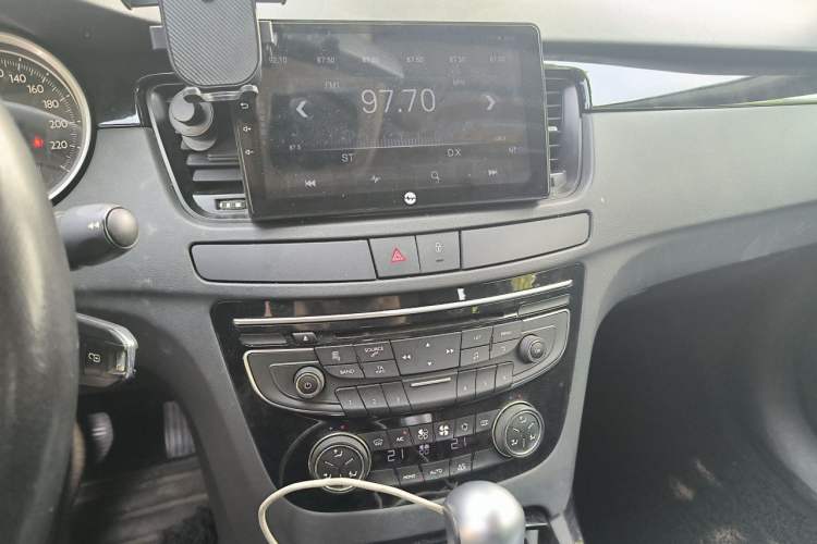 Used Peugeot 508 2012 2.0L Automatic Sunroof Classic Edition Audio And AC Panel