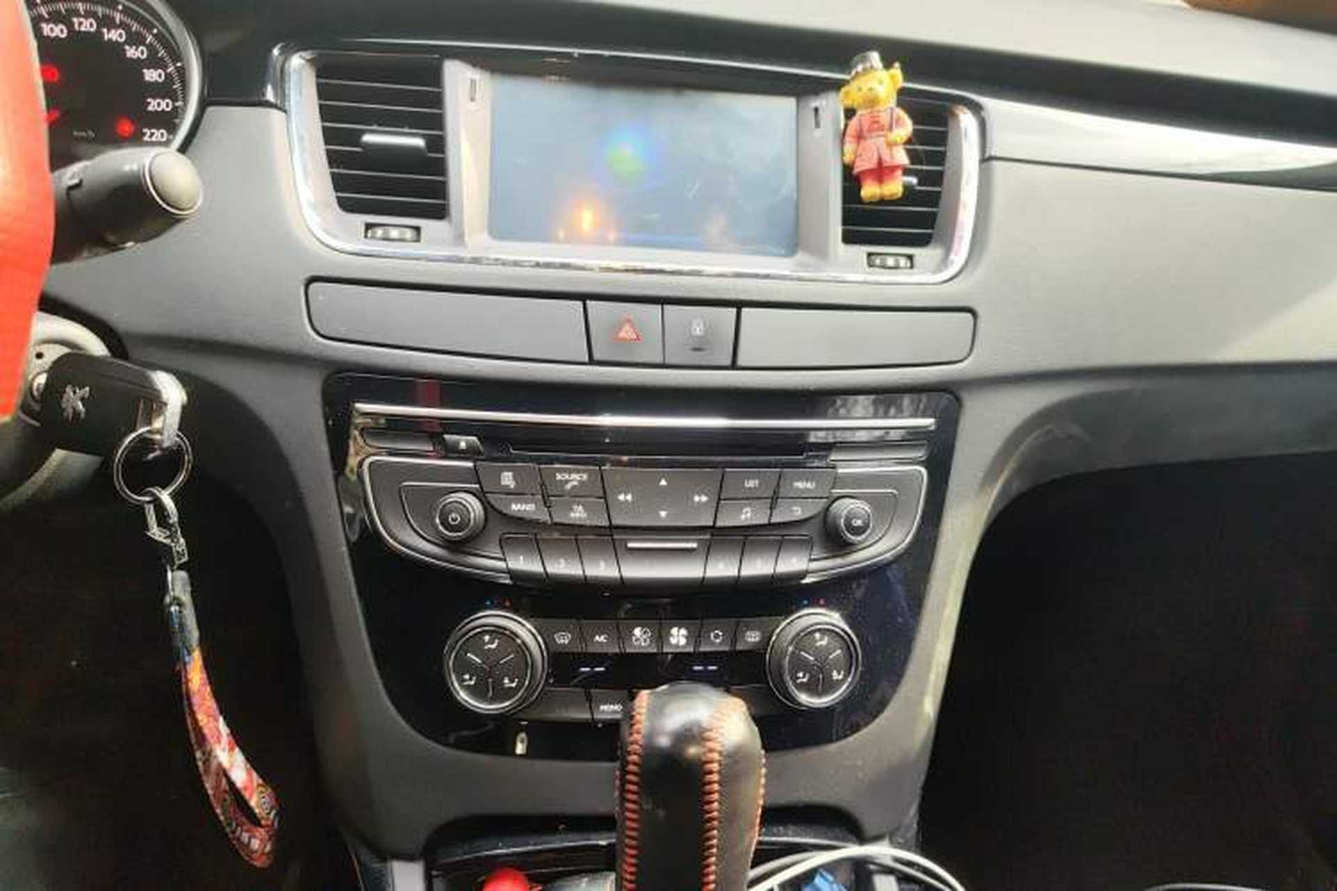 Used Peugeot 508 2012 2.0L Automatic Sunroof Classic Edition Audio And AC Panel