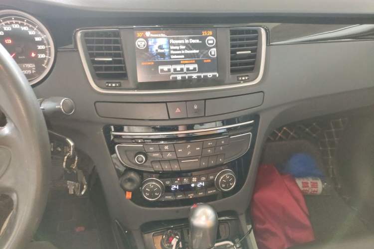 Used Peugeot 508 2012 2.0L Automatic Smart Enjoyment Version Audio And AC Panel