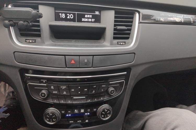 Used Peugeot 508 2012 2.0L Automatic Sunroof Classic Edition Audio And AC Panel