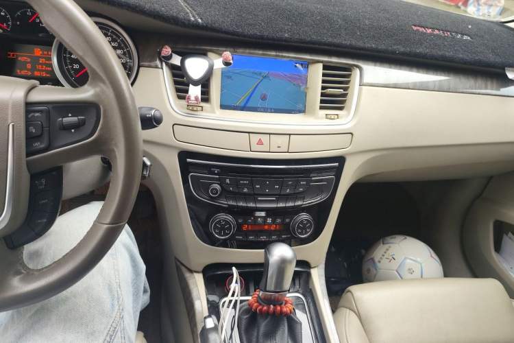 Used Peugeot 508 2012 2.0L Automatic Classic Edition Audio And AC Panel