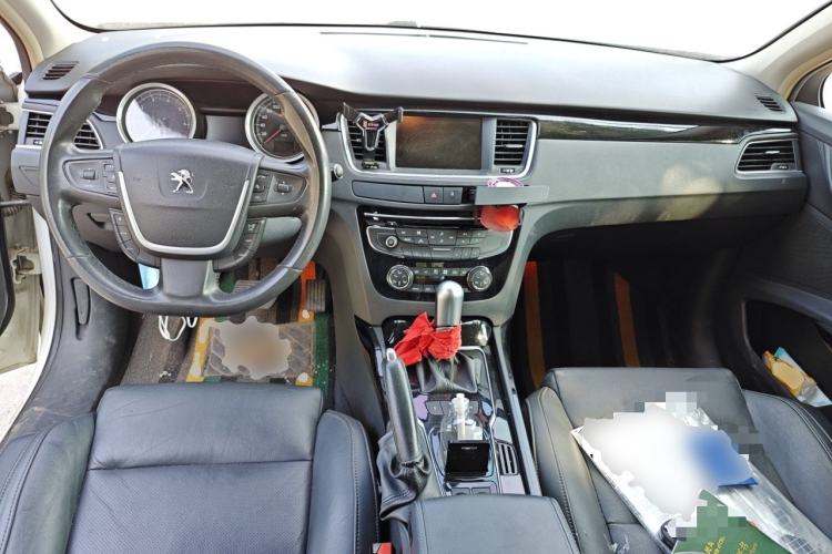 Used Peugeot 508 2012 2.0L Automatic Smart Enjoyment Version Center Console