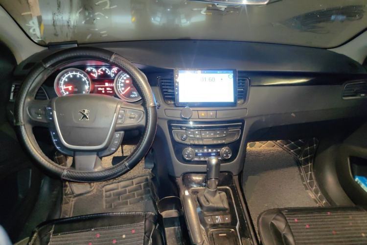 Used Peugeot 508 2012 2.0L Automatic Smart Enjoyment Version Center Console