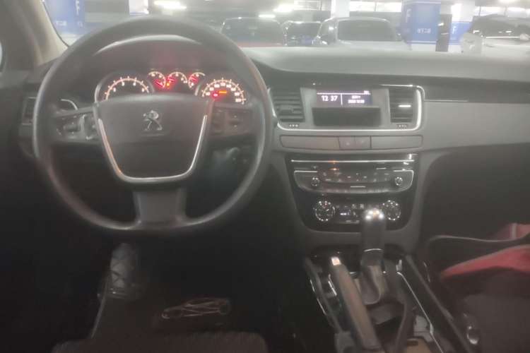 Used Peugeot 508 2012 2.0L Automatic Sunroof Classic Edition Center Console