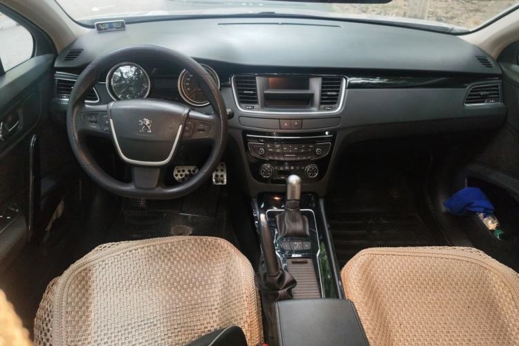 Used Peugeot 508 2012 2.0L Automatic Sunroof Classic Edition Center Console