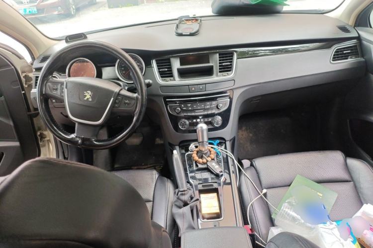 Used Peugeot 508 2012 2.0L Automatic Sunroof Classic Edition Center Console