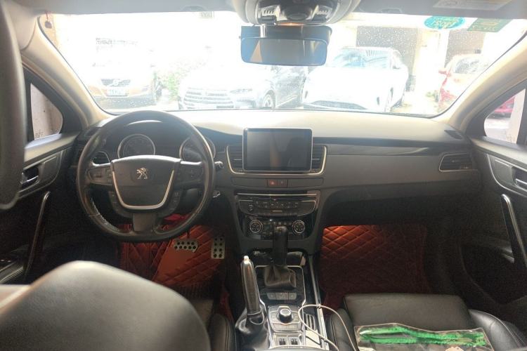 Used Peugeot 508 2012 2.0L Automatic Smart Enjoyment Version Center Console