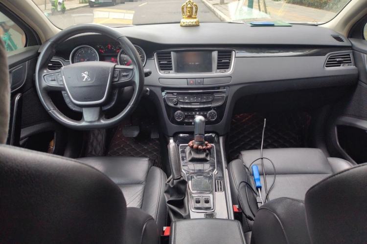 Used Peugeot 508 2012 2.0L Automatic Smart Enjoyment Version Center Console