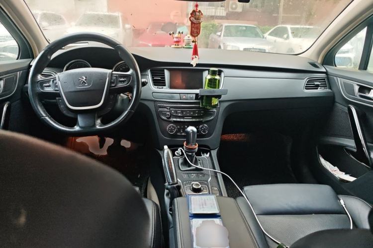 Used Peugeot 508 2012 2.3L Automatic Smart Edition Center Console