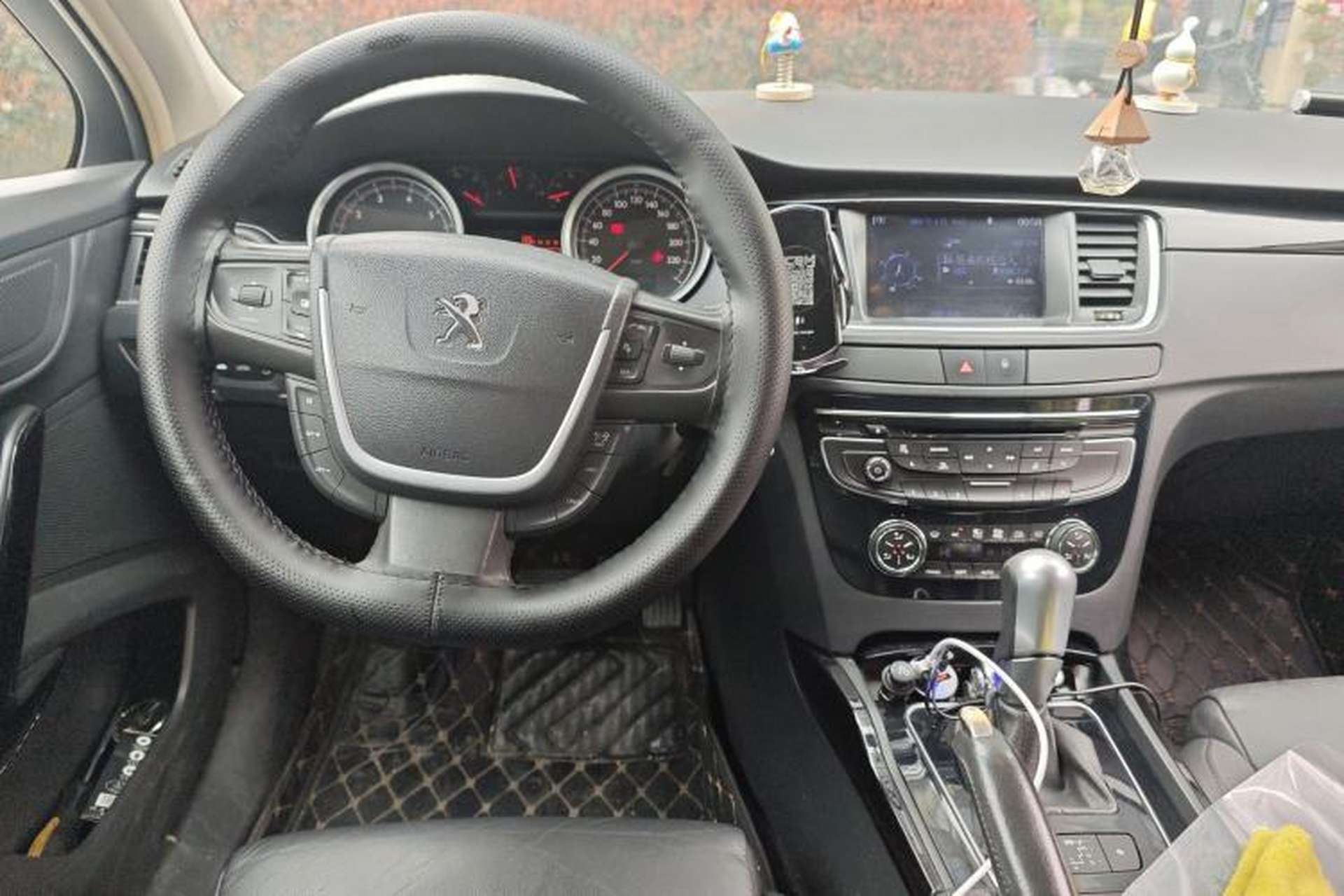 Used Peugeot 508 2012 2.0L Automatic Smart Enjoyment Version Center Console