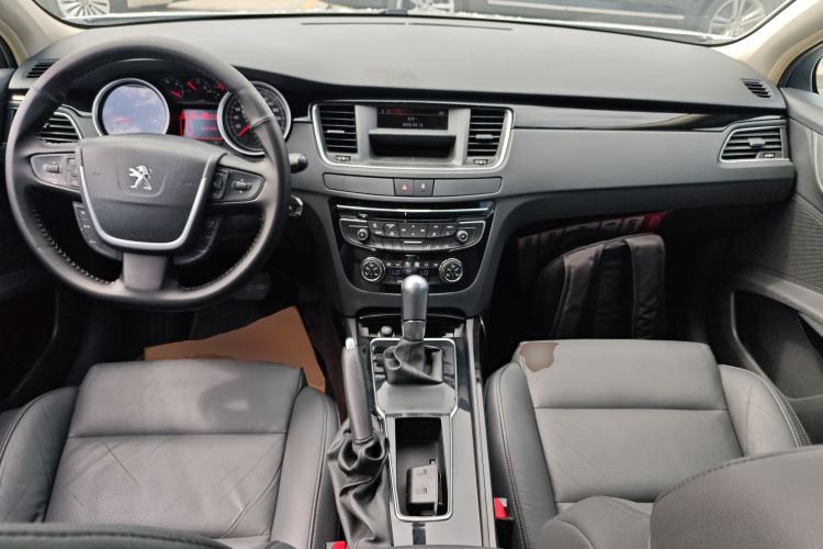 Used Peugeot 508 2012 2.0L Automatic Sunroof Classic Edition Center Console