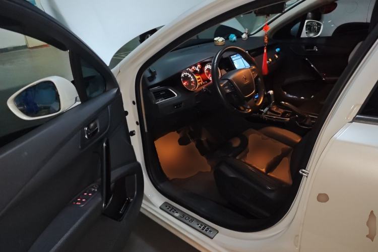 Used Peugeot 508 2012 2.0L Automatic Smart Enjoyment Version Driver Seat