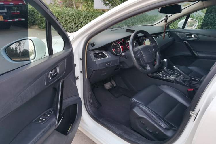 Used Peugeot 508 2012 2.0L Automatic Luxury Edition Driver Seat