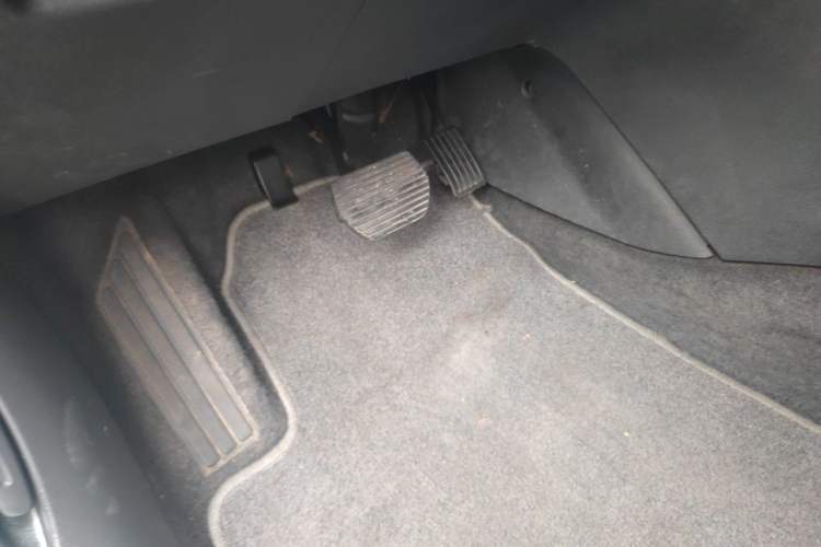 Used Peugeot 508 2012 2.0L Automatic Sunroof Classic Edition Driver Seat