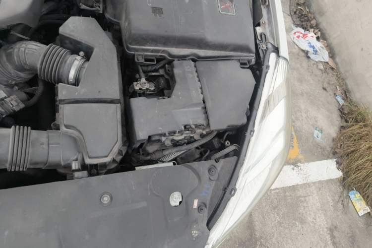 Used Peugeot 508 2012 2.0L Automatic Sunroof Classic Edition Engine Bay Left