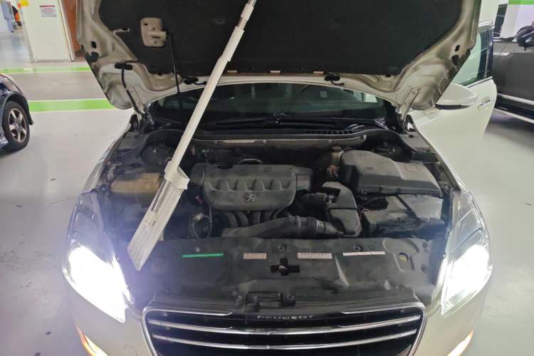 Used Peugeot 508 2012 2.0L Automatic Sunroof Classic Edition Engine Bay