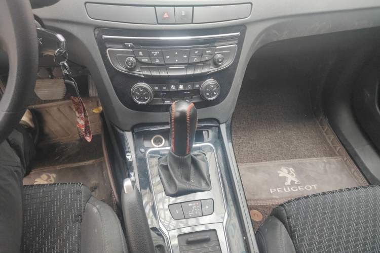 Used Peugeot 508 2012 2.0L Automatic Sunroof Classic Edition Gear Lever
