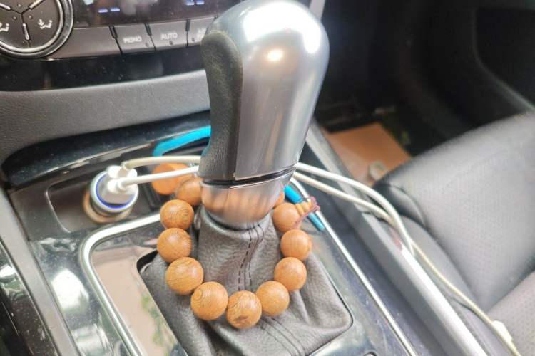 Used Peugeot 508 2012 2.0L Automatic Sunroof Classic Edition Gear Lever