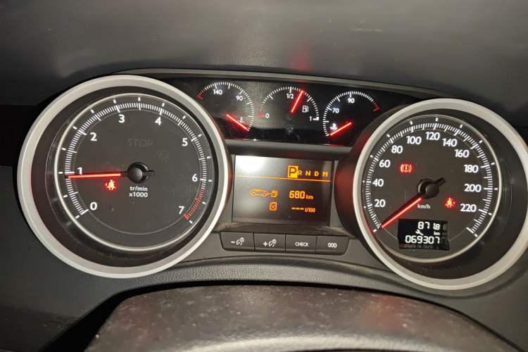 Used Peugeot 508 2012 2.0L Automatic Classic Edition Instrument Cluster