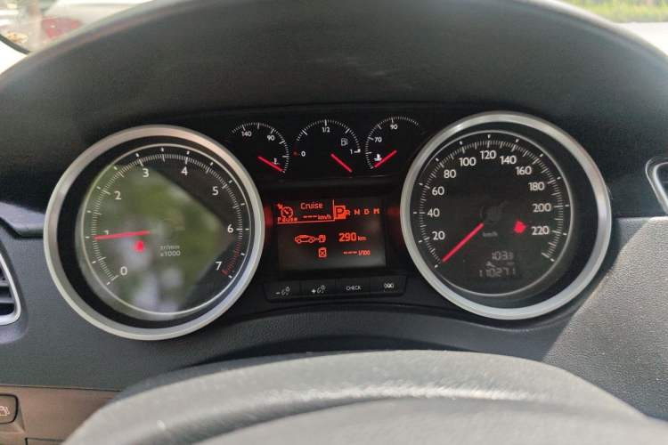 Used Peugeot 508 2012 2.0L Automatic Luxury Edition Instrument Cluster