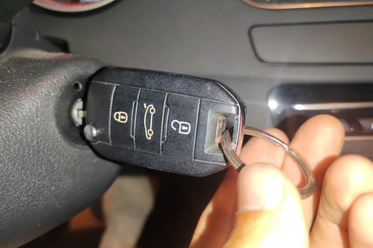 Used Peugeot 508 2012 2.0L Automatic Smart Enjoyment Version Interior 1