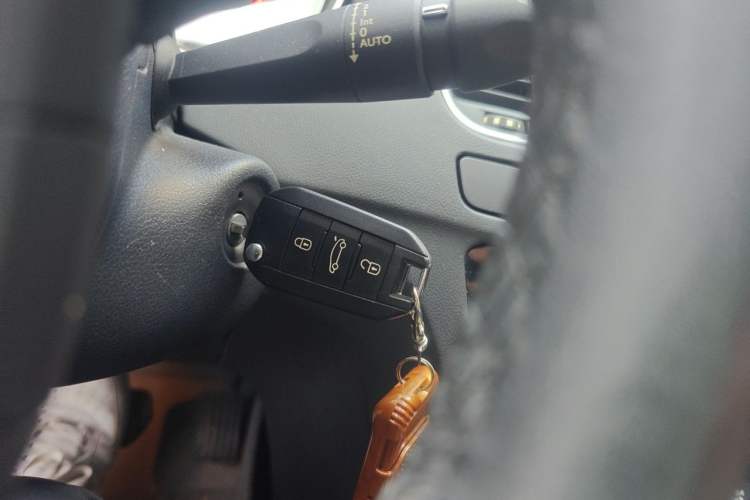 Used Peugeot 508 2012 2.0L Automatic Smart Enjoyment Version Interior 1