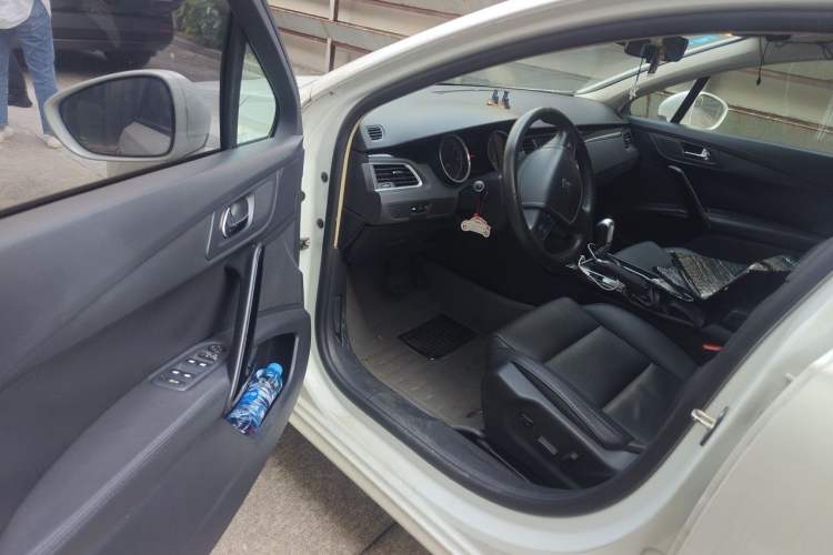 Used Peugeot 508 2012 2.0L Automatic Smart Enjoyment Version Interior 3