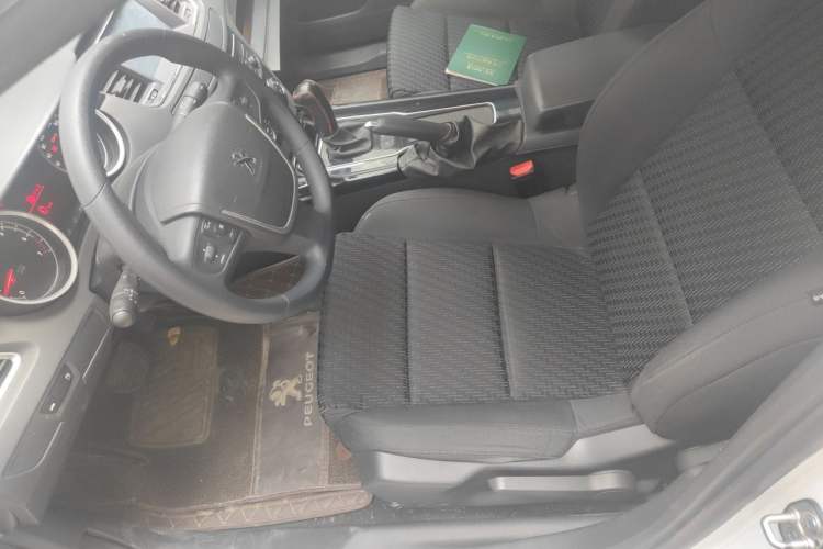 Used Peugeot 508 2012 2.0L Automatic Sunroof Classic Edition Left Front Seat