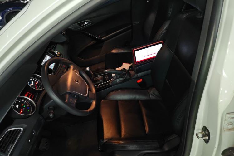 Used Peugeot 508 2012 2.0L Automatic Sunroof Classic Edition Left Front Seat