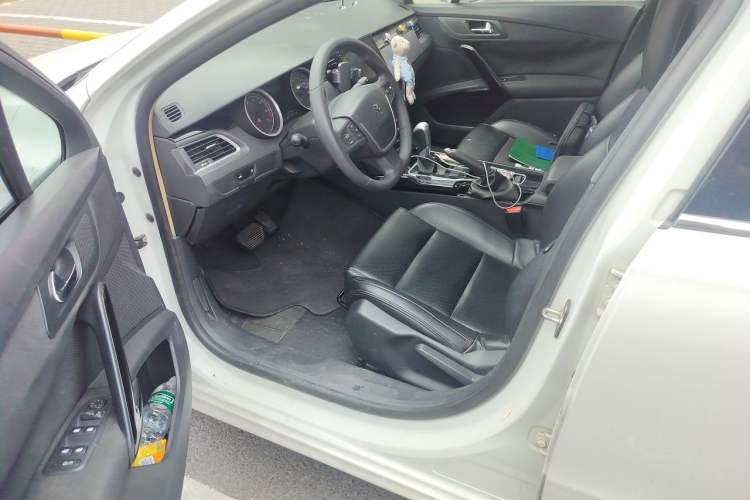 Used Peugeot 508 2012 2.0L Automatic Sunroof Classic Edition Left Front Seat