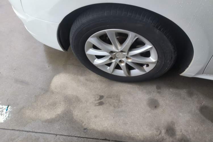 Used Peugeot 508 2012 2.0L Automatic Sunroof Classic Edition Left Front Wheel Hub