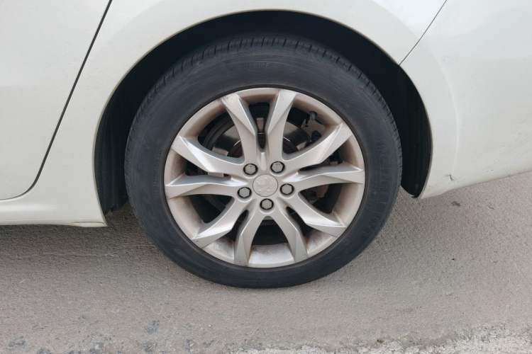 Used Peugeot 508 2012 2.0L Automatic Luxury Edition Left Rear Wheel Hub