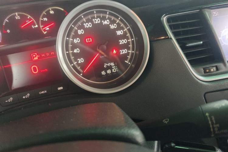 Used Peugeot 508 2012 2.3L Automatic Smart Edition Odometer Close Up