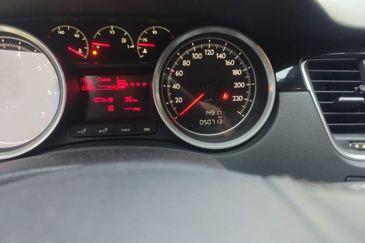 Used Peugeot 508 2012 2.0L Automatic Smart Enjoyment Version Odometer Close Up