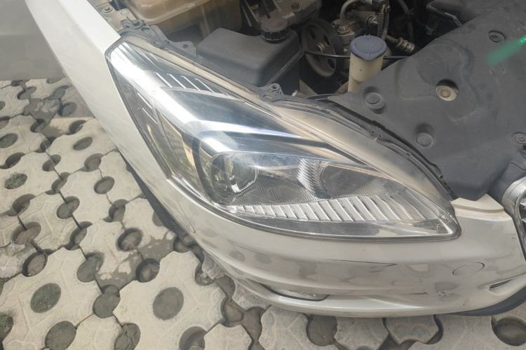 Used Peugeot 508 2012 2.0L Automatic Sunroof Classic Edition Right Front Headlight