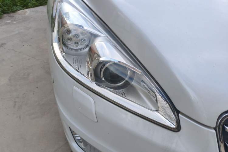 Used Peugeot 508 2012 2.0L Automatic Smart Enjoyment Version Right Front Headlight