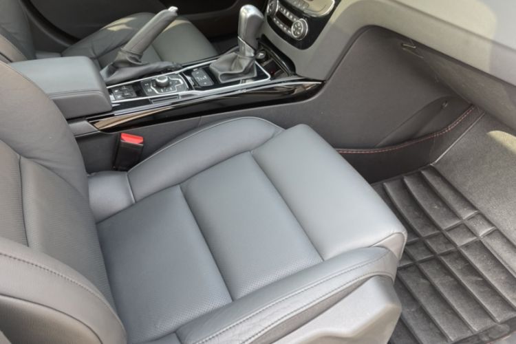 Used Peugeot 508 2012 2.0L Automatic Smart Enjoyment Version Right Front Seat