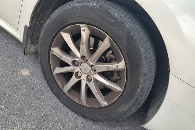 Used Peugeot 508 2012 2.0L Automatic Sunroof Classic Edition Right Front Wheel Hub