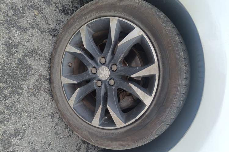 Used Peugeot 508 2012 2.0L Automatic Smart Enjoyment Version Right Front Wheel Hub
