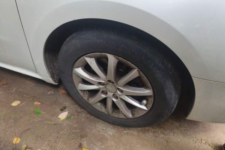 Used Peugeot 508 2012 2.0L Automatic Sunroof Classic Edition Right Front Wheel Hub