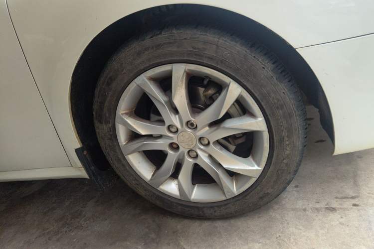 Used Peugeot 508 2012 2.0L Automatic Smart Enjoyment Version Right Front Wheel Hub