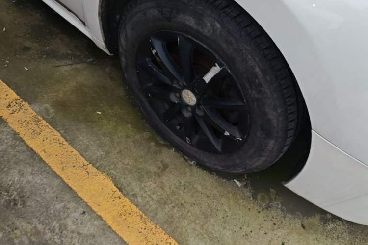 Used Peugeot 508 2012 2.0L Automatic Sunroof Classic Edition Right Front Wheel Hub